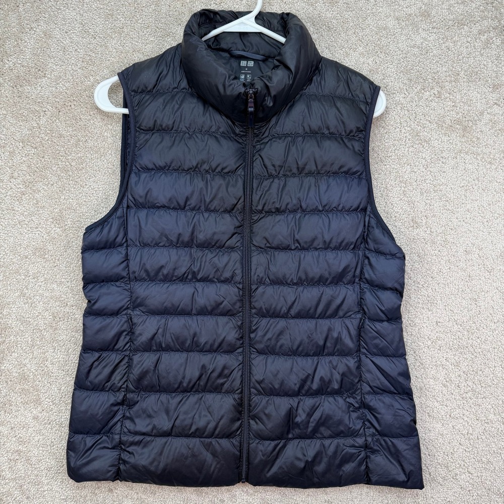 Uniqlo Womens M Ultra Light Down Vest Blue Quilted Full Zip Water Repellent